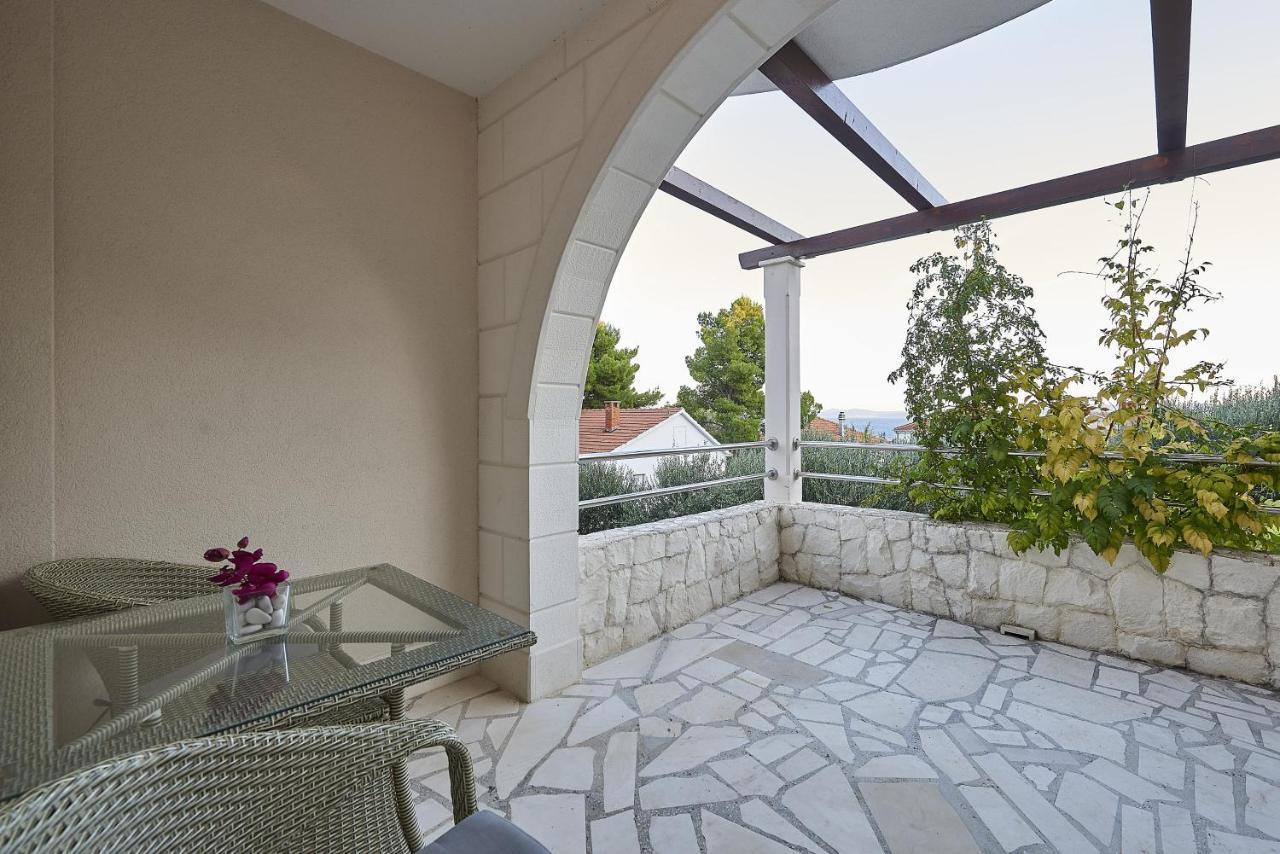With A Parking Space Mavarstica, Ciovo - 17803 Apartment *