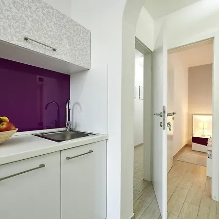 Apartments With A Parking Space Mavarstica, Ciovo - 17803 Trogir Exterior photo
